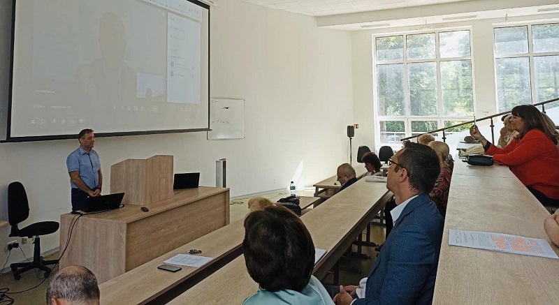 Учени от 7 държави за 19-ти път заседаваха в Университет „Проф. д-р Асен Златаров“