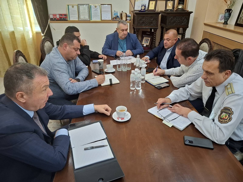 Училищата в Свети Влас, Кошарица, Несебър, Слънчев бряг и Равда остават на онлайн обучение до четвъртък 