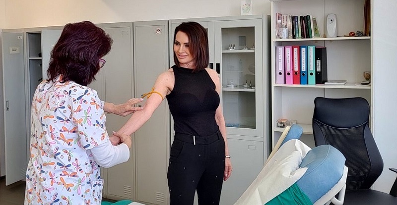  Мисис Бургас 2018 Вержиния Иванова подкрепи кръводарителската кампания на БНТ