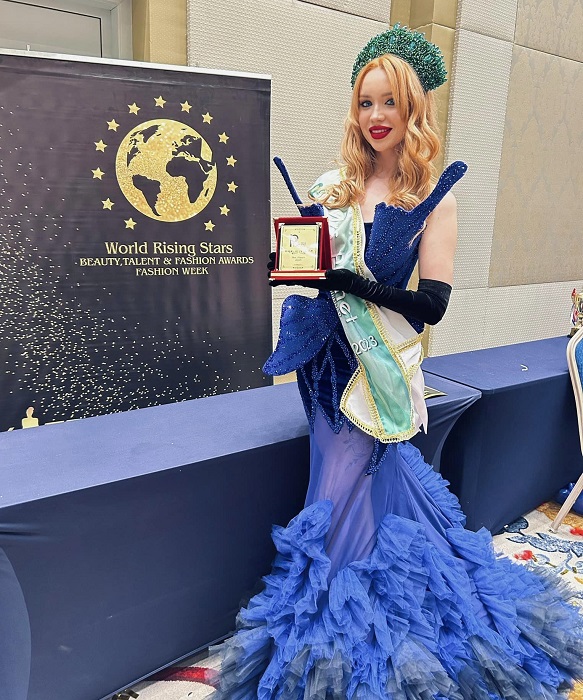 Бургазлийката Татяна Ламбова грабна короната на Международния конкурс за красота Mrs. Planet