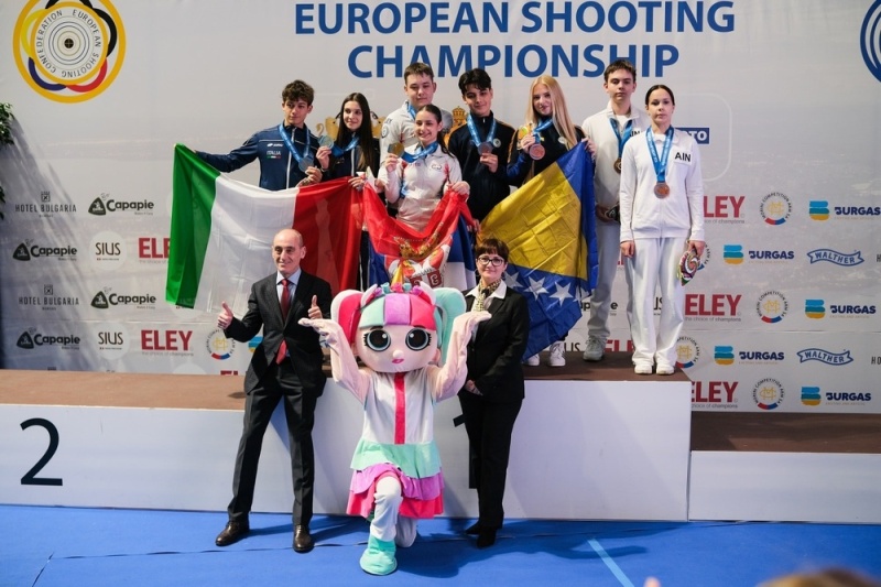 Шефът на спортната стрелба в Европа похвали Бургас: Фантастично първенство! 10.9!