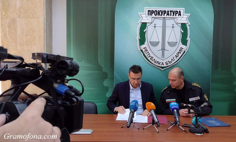 Доживотен затвор грози молдовците, обрали украинско семейство в Свети Влас