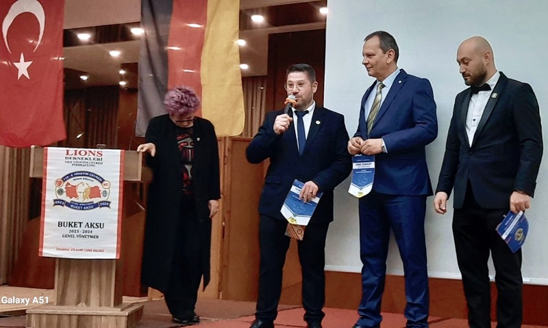 Бургаският Лайънс Клуб Виа Понтика подкрепи мисия на доброто в Истанбул