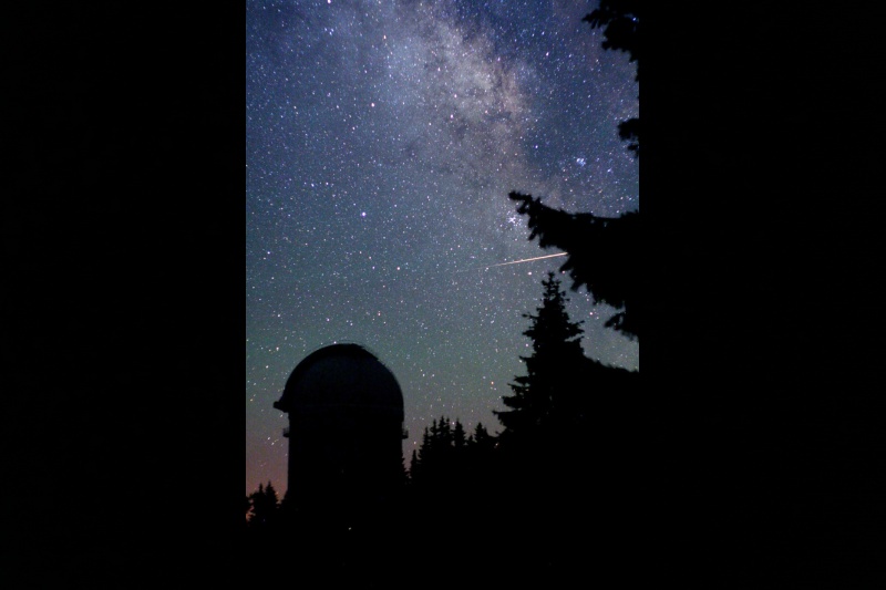 Квадрантиди и суперлуна едновременно тази вечер