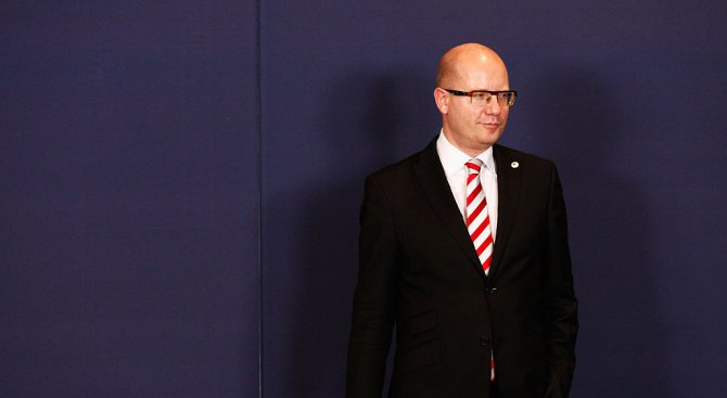 Чешкият премиер подаде оставка