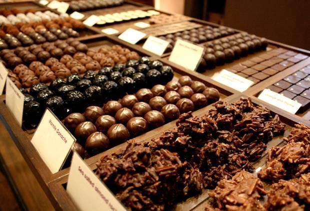 Крадци откраднаха 20 тона шоколад