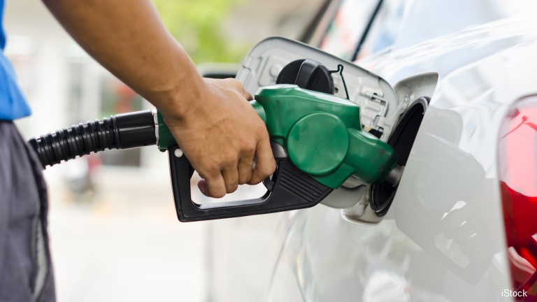 Германия ще поеме част от цената на бензина за шофьорите
