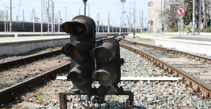 Откриха нелегални мигранти в товарен вагон на гарата в Пловдив