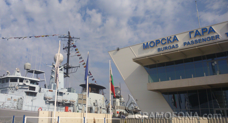 С 4 400 пътника за месец се похвалиха от Морската гара