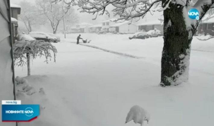 Мощна снежна буря преди Коледа в САЩ