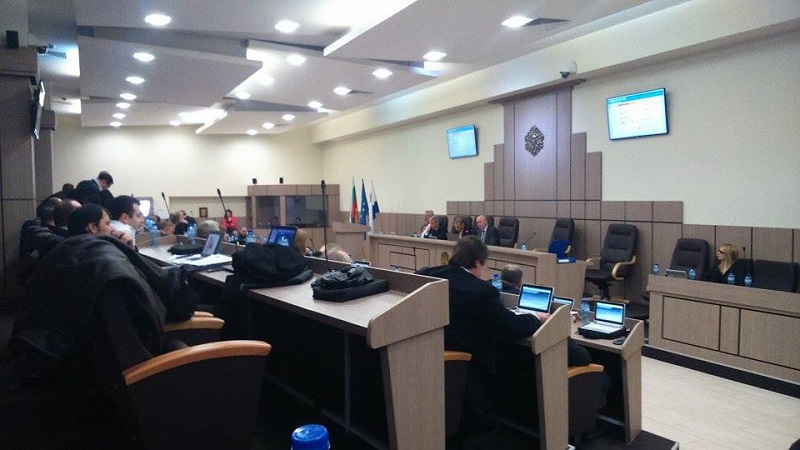 Общината гони офшорката, взела два от подлезите на Бургас. Да се готвят строителите на басейна в „Славейков“