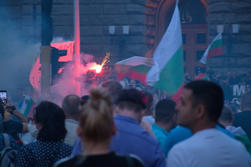 Ранени и задържани след вчерашния протест в столицата