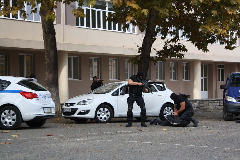 Демонстрацията на бургаските полицаи в снимки