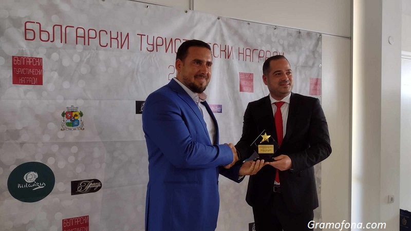 Приморско получи приз за Дестинация на годината 