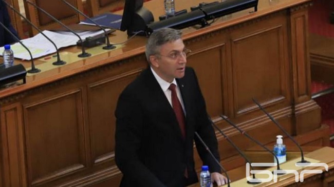Карадайъ: ДПС няма да подкрепи кабинета Петков