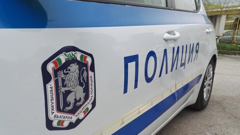 Арестуваха полицаи в Раковски