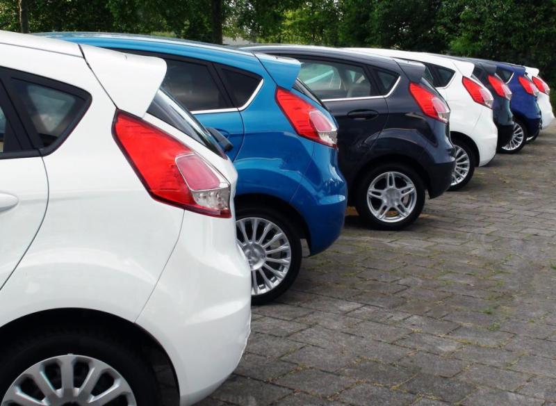 Продажбите на автомобили в Европа намаляха с 55%