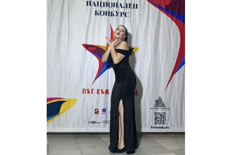 Бургаският глас Жаклин Костадинова спечели 2 престижни отличия и стипендия от МОН