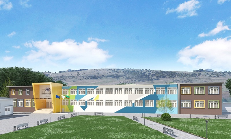 Ремонтират сградите на образователния кампус, в който ще се помещава новото компютърно училище