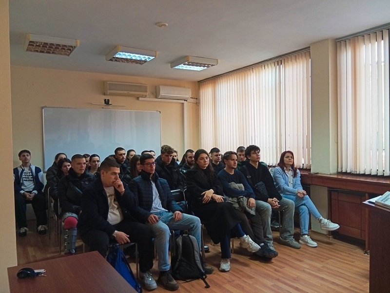 Апелативен съд – Бургас посрещна абитуриенти от ПГСАГ „Кольо Фичето“