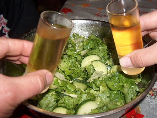 Прекаляват ли българите с алкохола?