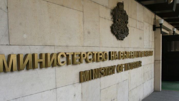 Правителството подготвя радикално преформатиране на МВР