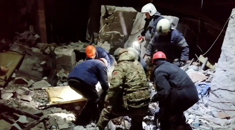 28 души са убити при ракетна атака в Лисичанск