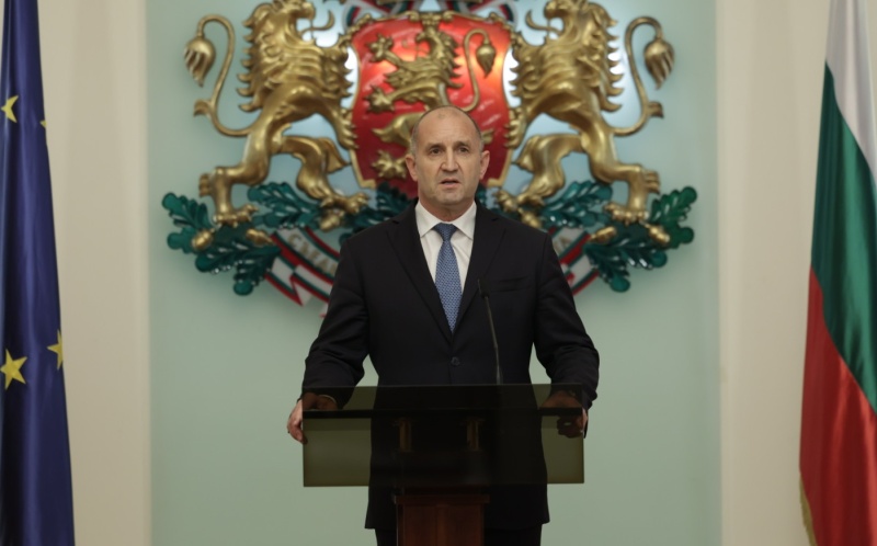 Президентът предложи референдум за приемането на еврото