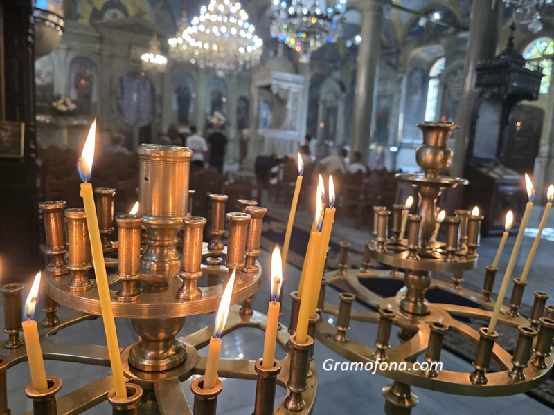 В събота отбелязваме Архангелова задушница