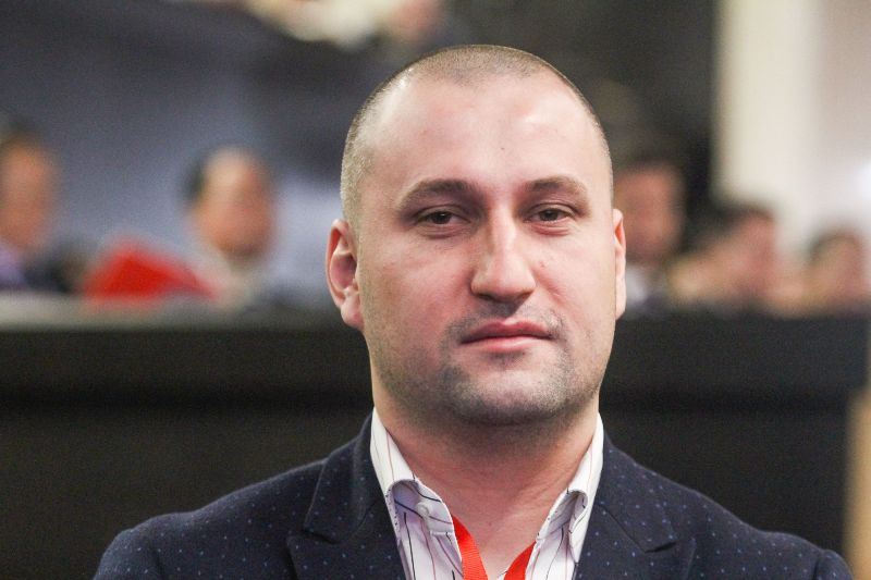 Лало Кирилов: Кабинетът трябва да подаде оставка, за да влязат институциите в ролята си