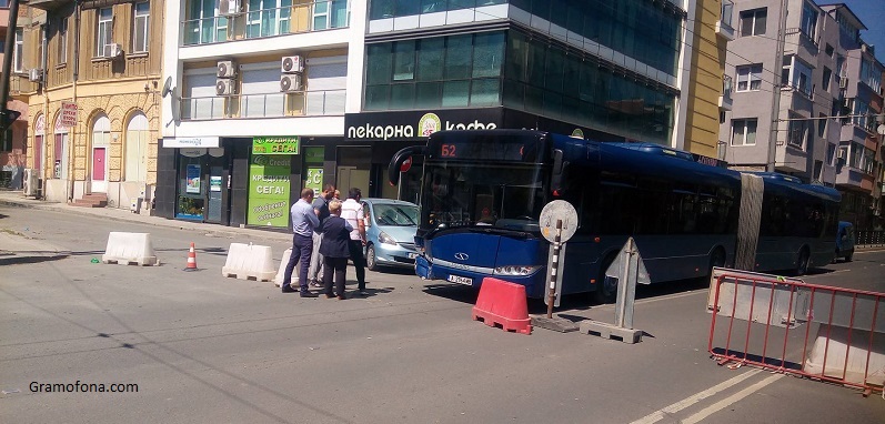 Катастрофа с автобус на градския транспорт