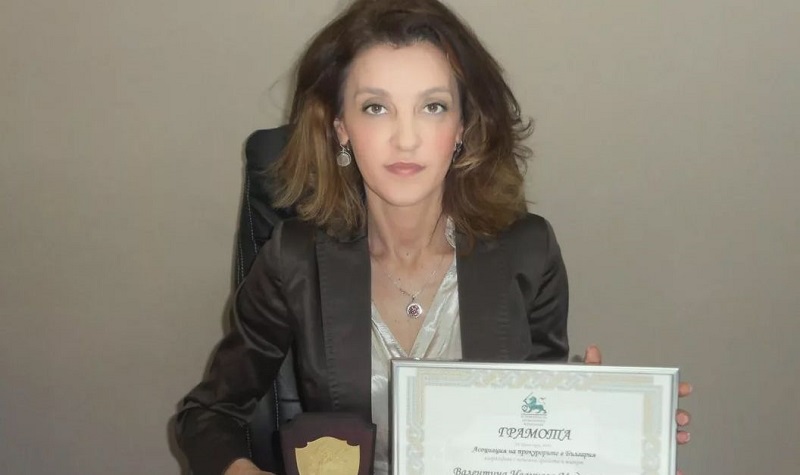 Бившата шефка на спецпрокуратурата се издигна в Бургас