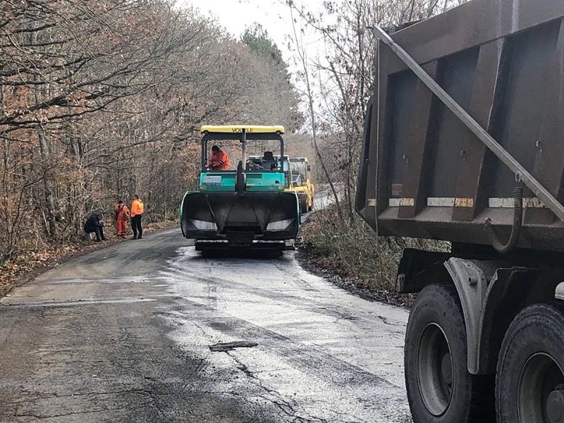 Депутатите от ГЕРБ: Не за 50 000, а за 1 600 000 лева е ремонтът на пътя Царево – Малко Търново