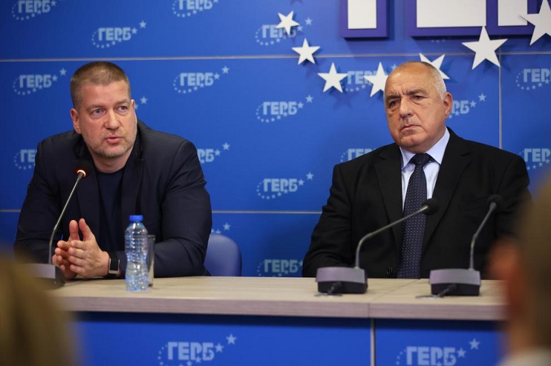 Кметът на Стара Загора напусна ГЕРБ, от партията приеха решението му