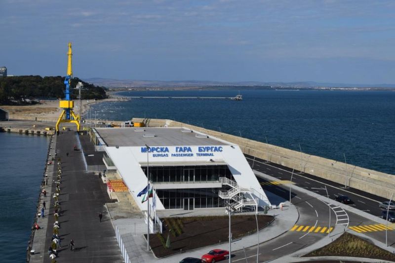 Пристанище Бургас ще купува еко автомобили