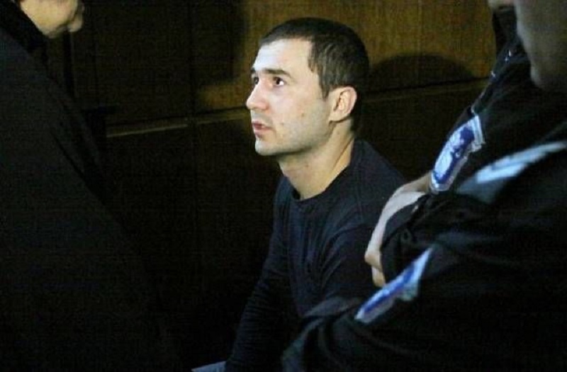 Хванаха с фалшив паспорт на летището в Ташкент двойния убиец от дискотека Соло