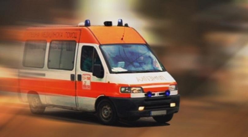 Катастрофа между автобуси в София, две деца са ранени
