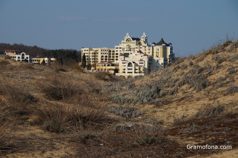 На дюните въобще няма да може да се строи, каза Юлиян Попов