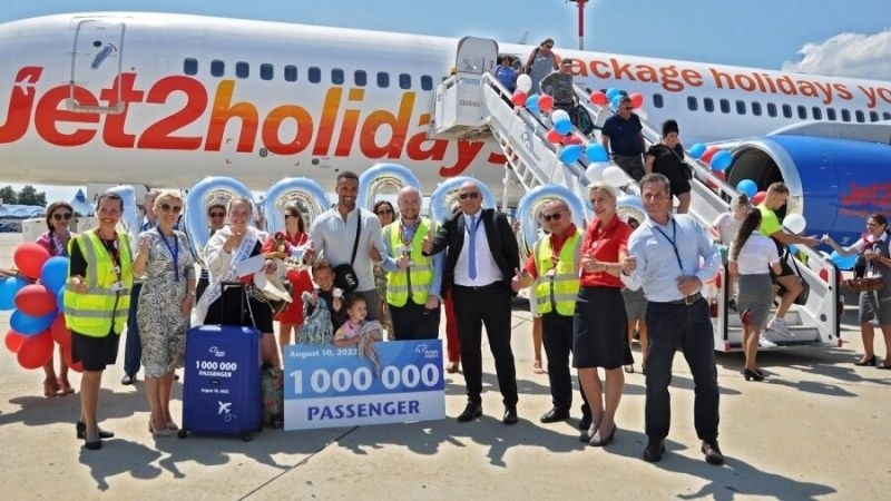 Jet2Holidays увеличава драстично чартърите до Бургас