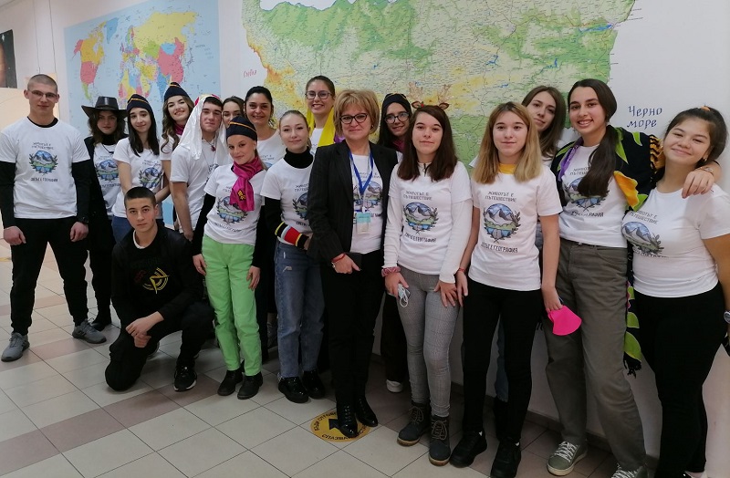 Виртуално пътуване по света и у нас в Руската гимназия в Бургас