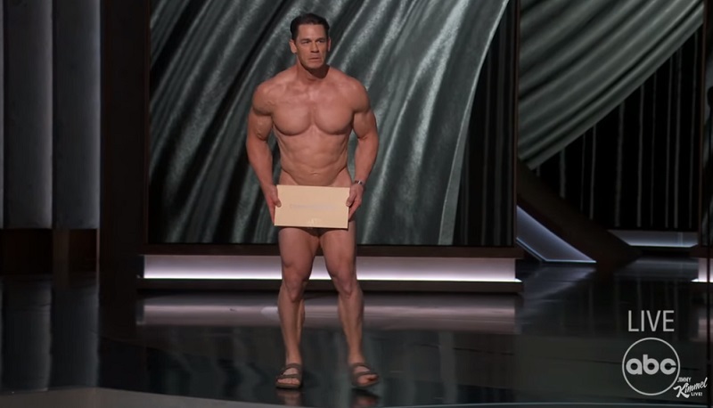 Джон Сина се появи чисто гол на сцената на Оскарите
