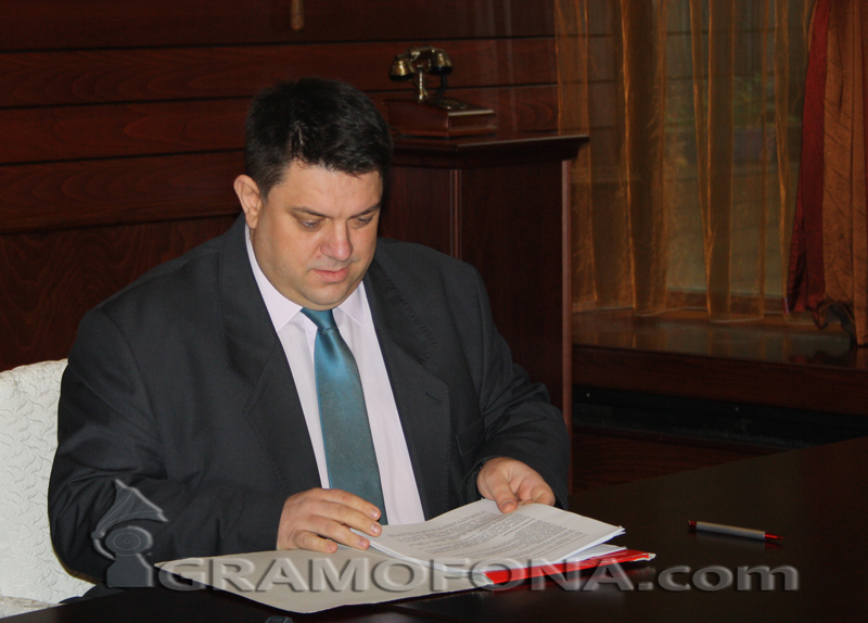 БСП - Бургас пратиха в резерва екс депутата Атанас Зафиров 