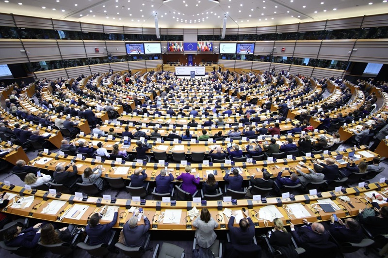 Европейският парламент на предприятията: преход от режим на оцеляване към просперитет