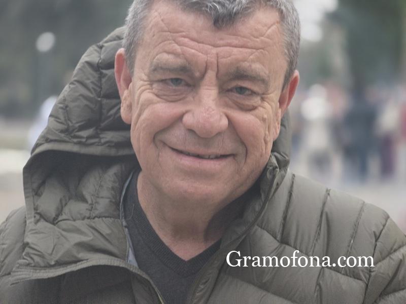 Повече от 40 години в Камено има кукерски игри