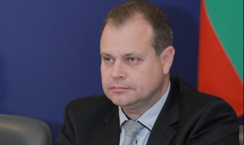 Лазар Лазаров напуска АПИ