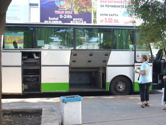 Откриха бомба в български автобус, пътуващ от Прага