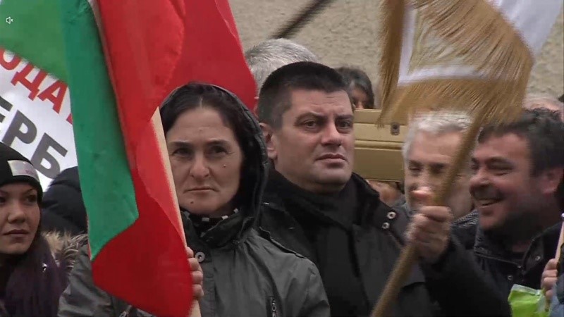 Независим бургаски съветник повежда листа за вота през април 