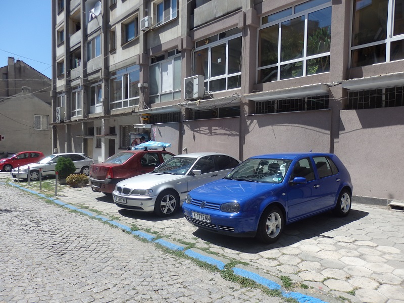  Тротоар стана платен паркинг 
