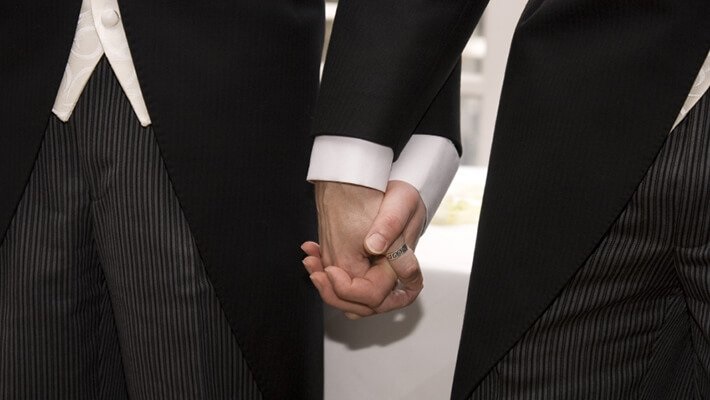Черна гора позволи гей браковете