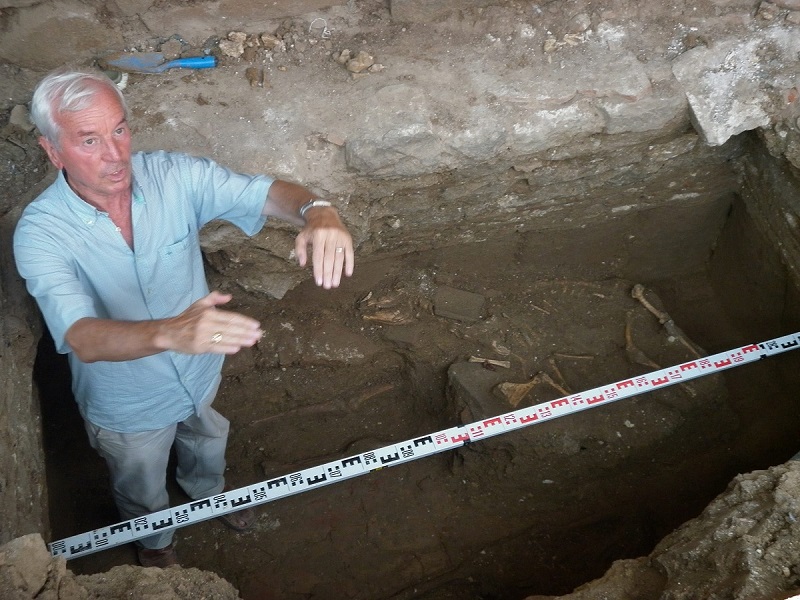 Жертвен овен е открит в гробницата на остров Св. Иван